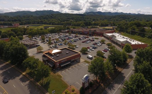Kroger-Anchored Shopping Center