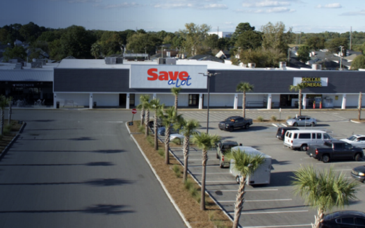 THE SHOPPES AT MONTAGUE CORNERS | PLANET FITNESS & SAVE A LOT